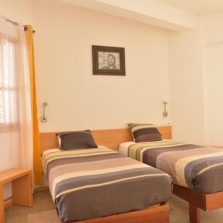 Residencial Che Guevara Bed & Breakfast 민델로 외부 사진