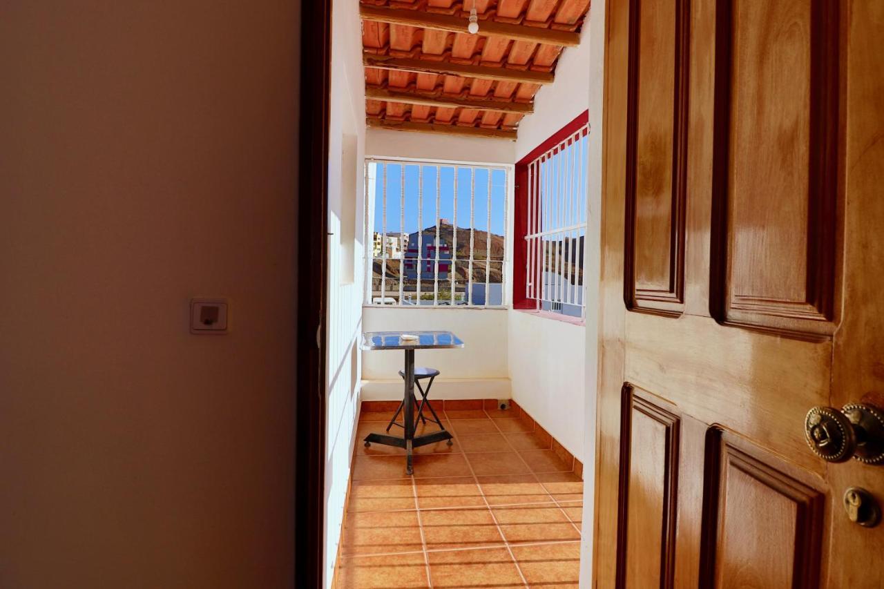 Residencial Che Guevara Bed & Breakfast 민델로 외부 사진