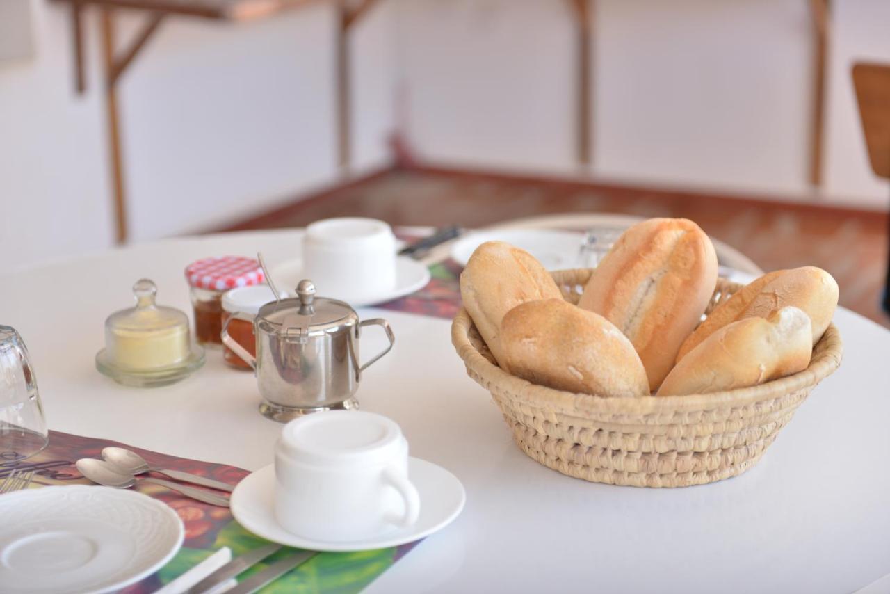 Residencial Che Guevara Bed & Breakfast 민델로 외부 사진