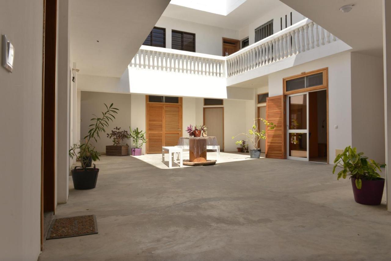 Residencial Che Guevara Bed & Breakfast 민델로 외부 사진
