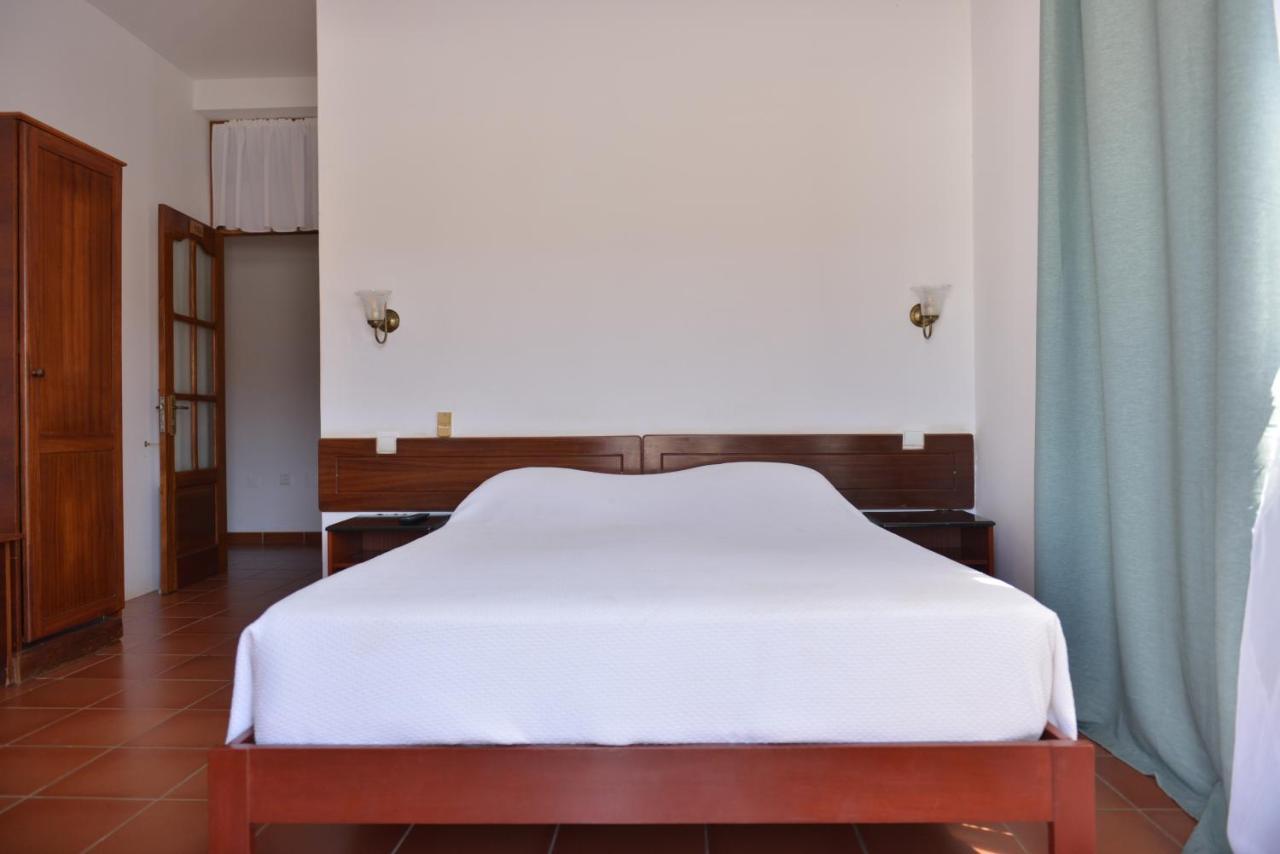 Residencial Che Guevara Bed & Breakfast 민델로 외부 사진