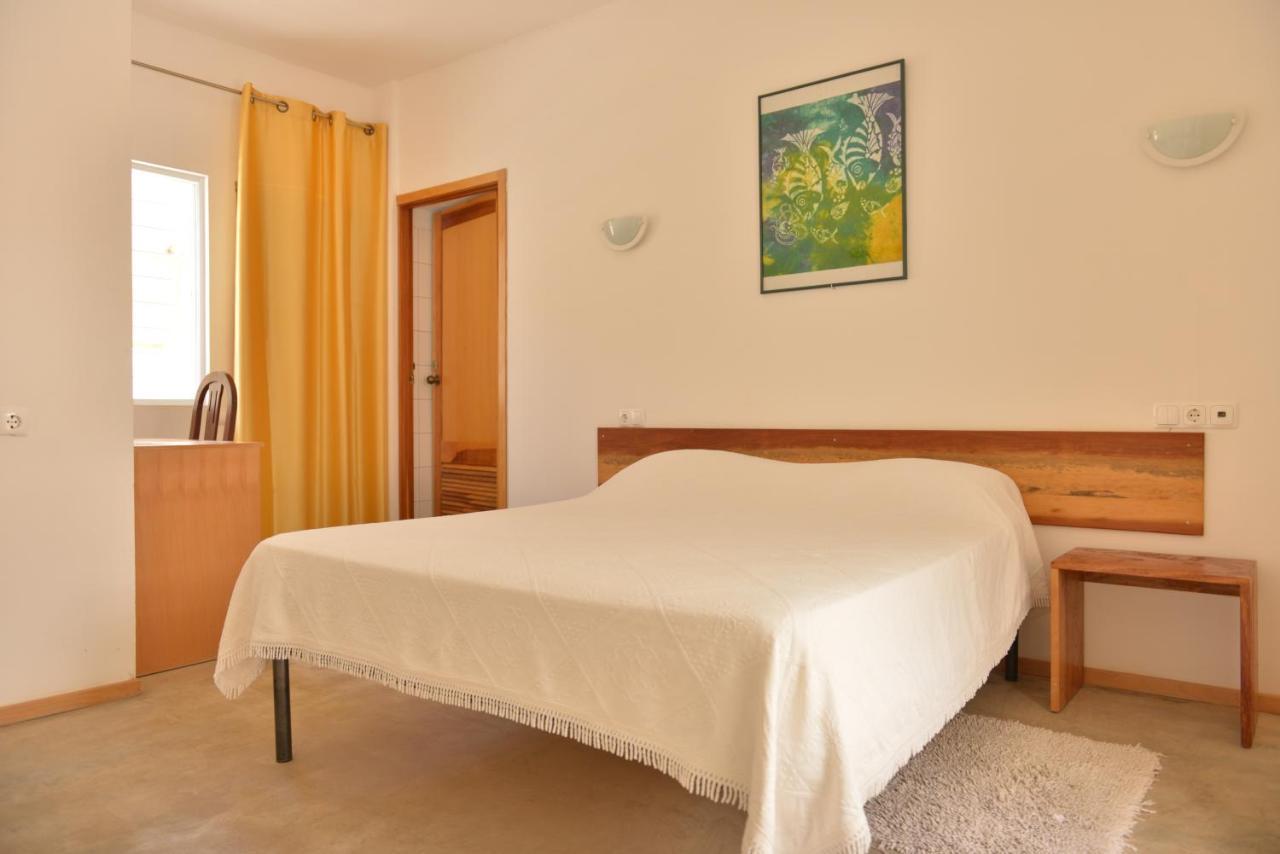 Residencial Che Guevara Bed & Breakfast 민델로 외부 사진