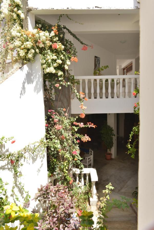 Residencial Che Guevara Bed & Breakfast 민델로 외부 사진