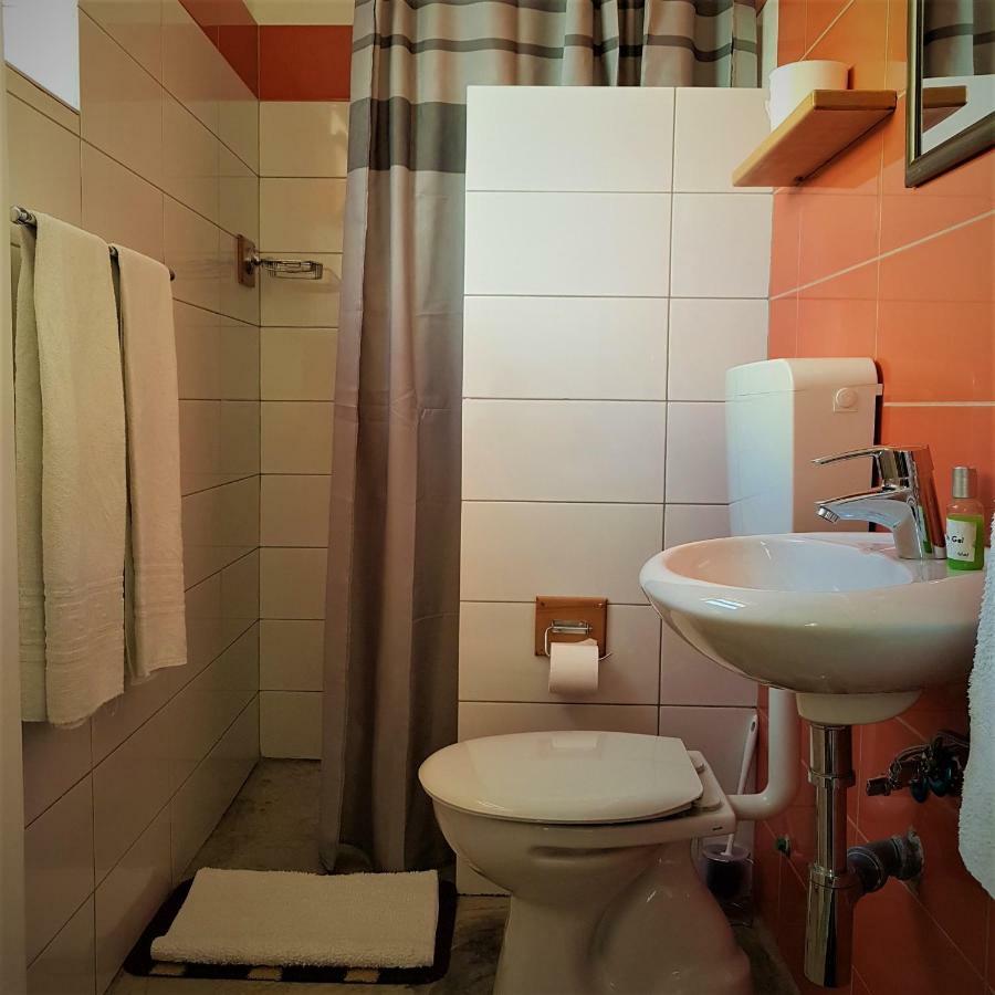 Residencial Che Guevara Bed & Breakfast 민델로 외부 사진