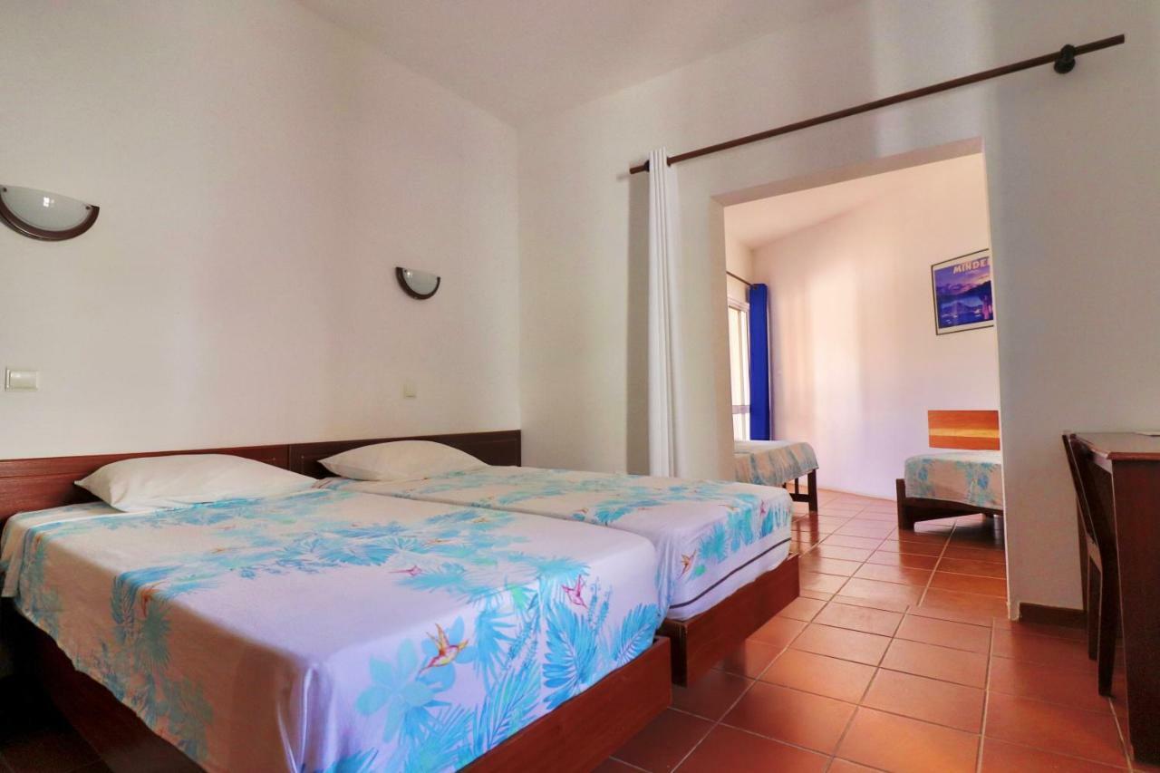 Residencial Che Guevara Bed & Breakfast 민델로 외부 사진